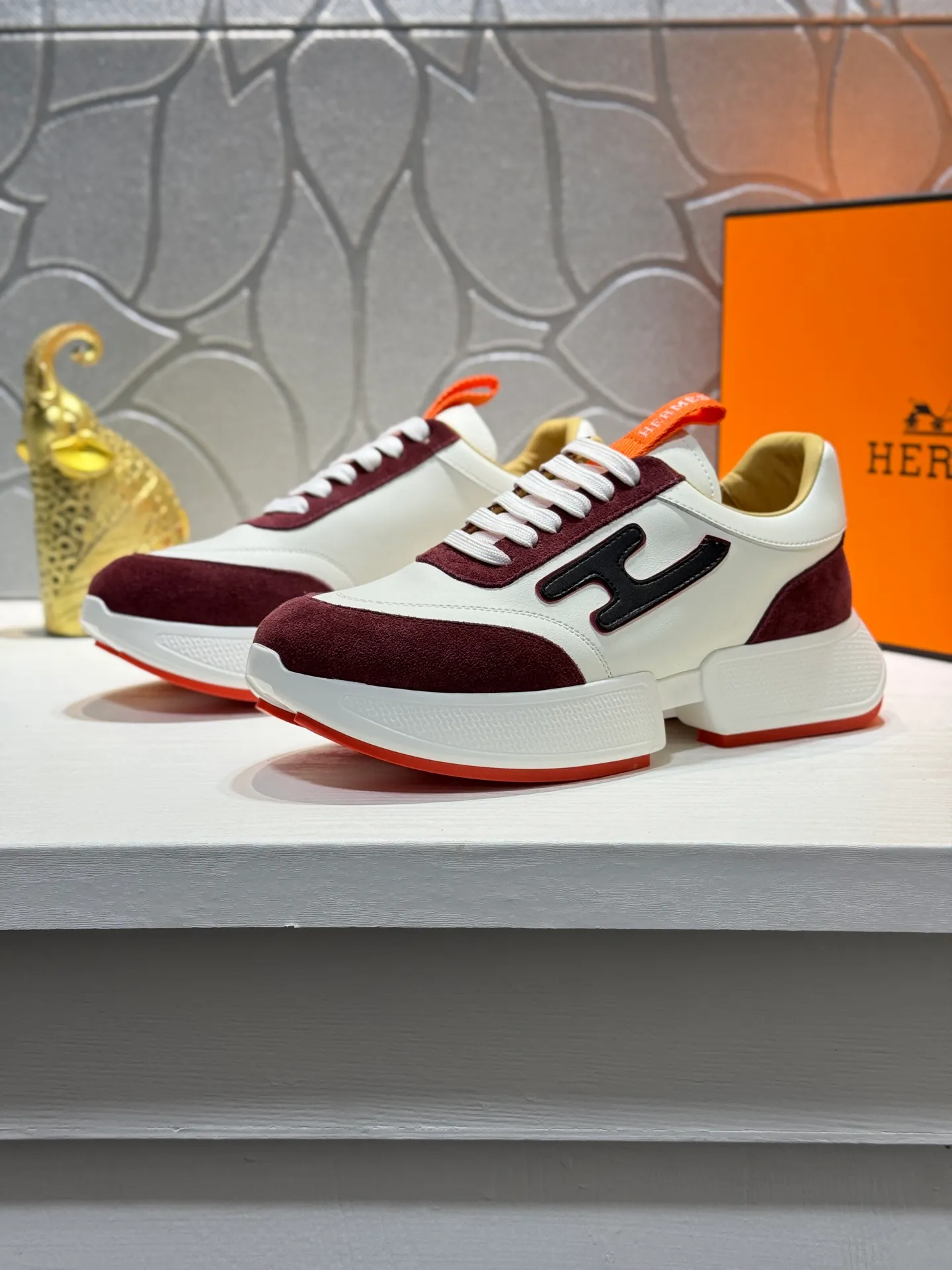 Men's shoes 💰480【New style】🪷🪷Top quality goods🇮🇹🇮🇹New style "Hermès" Hermès top purchasing agent🔍🔍New products from men's counter The upper is made of cowhide leather ~ Sole: The original factory's exclusive movable molded foam outsole, light ~ super comfortable, original factory follow-up goods, 🔍🔍 high quality, can be entered and exited the counter at will, multiple colors are available, welcome to compare Size: 38-44 (45. Customized